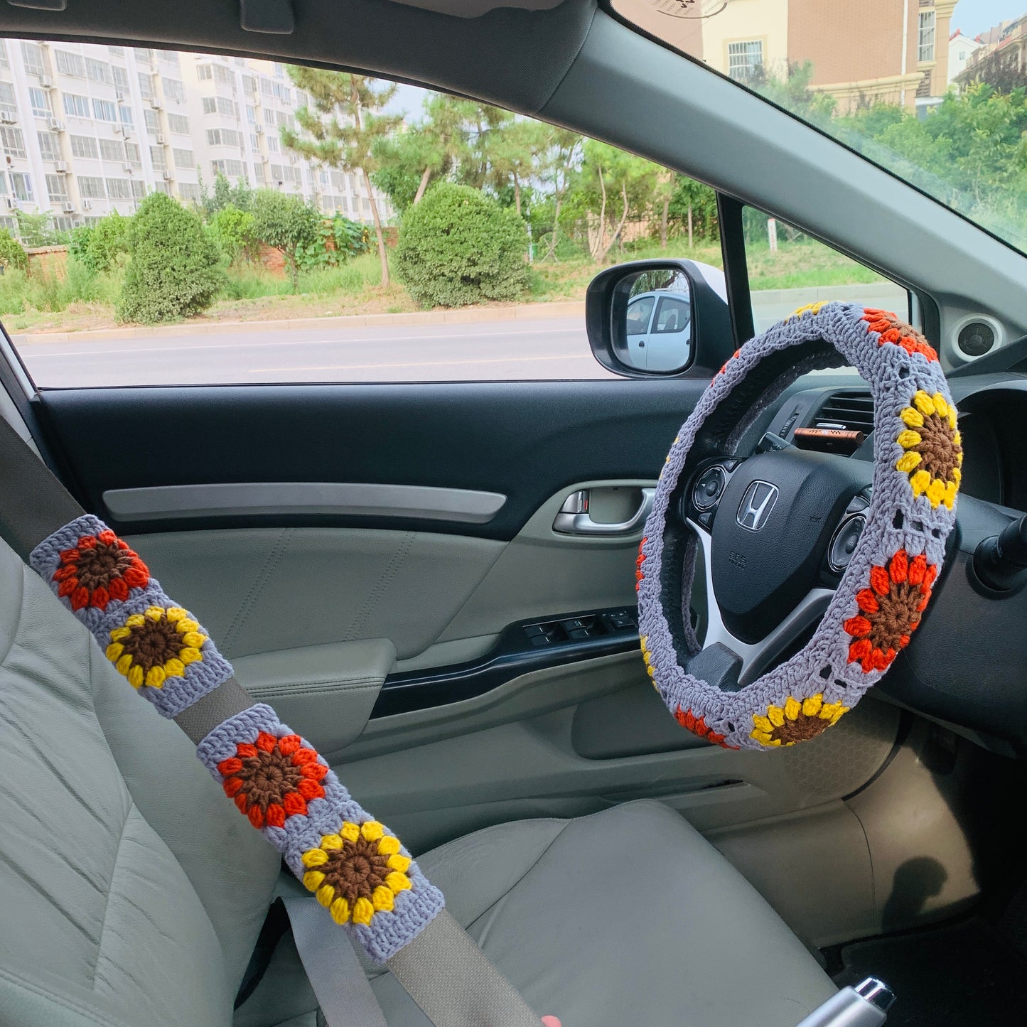 Steering Wheel Cover for women, Crochet Grey flower seat belt Cover, Car Accessories decorations