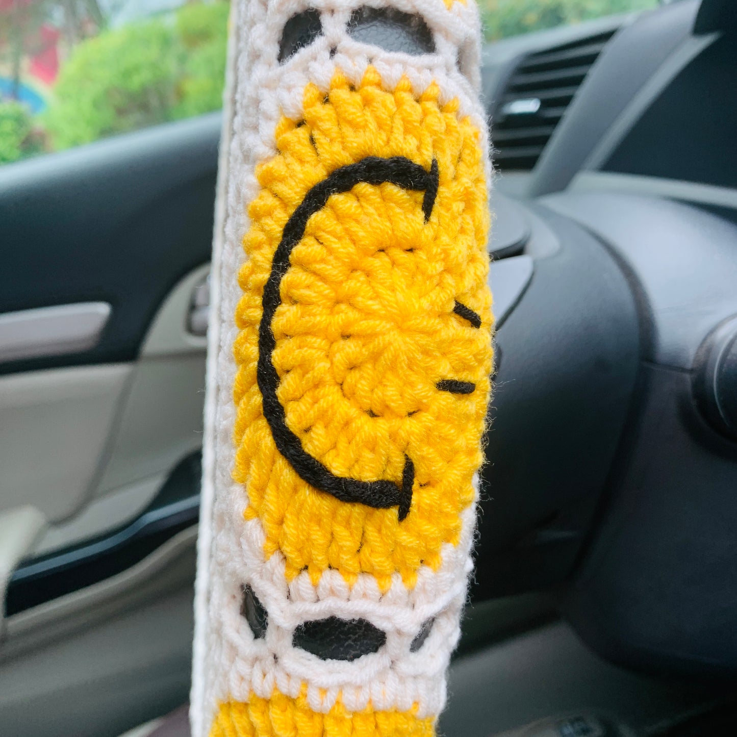 Handmade crochet Steering Wheel Cover for women, cute smiling face flower seat belt Cover, Car interior Accessories decorations