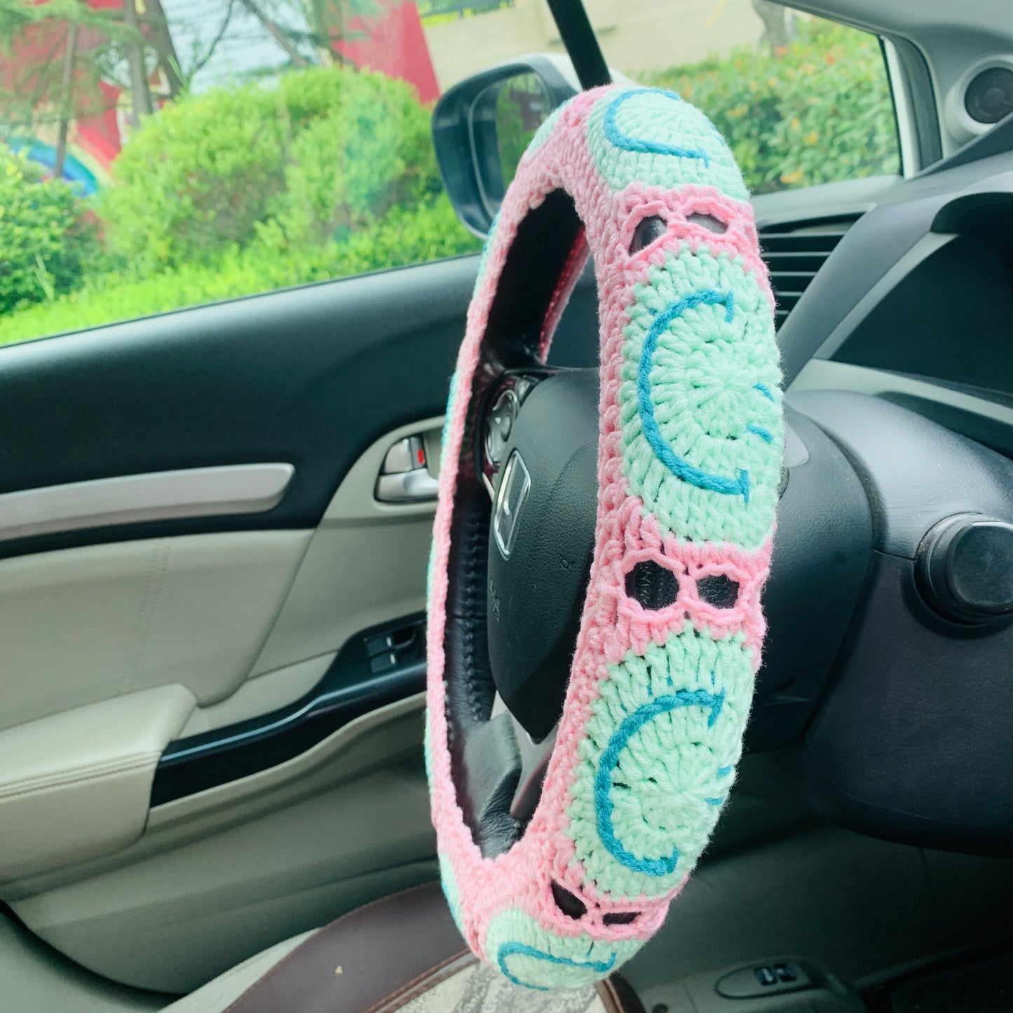 Handmade crochet Steering Wheel Cover for women, cute smiley face flower seat belt Cover, Car interior Accessories decorations