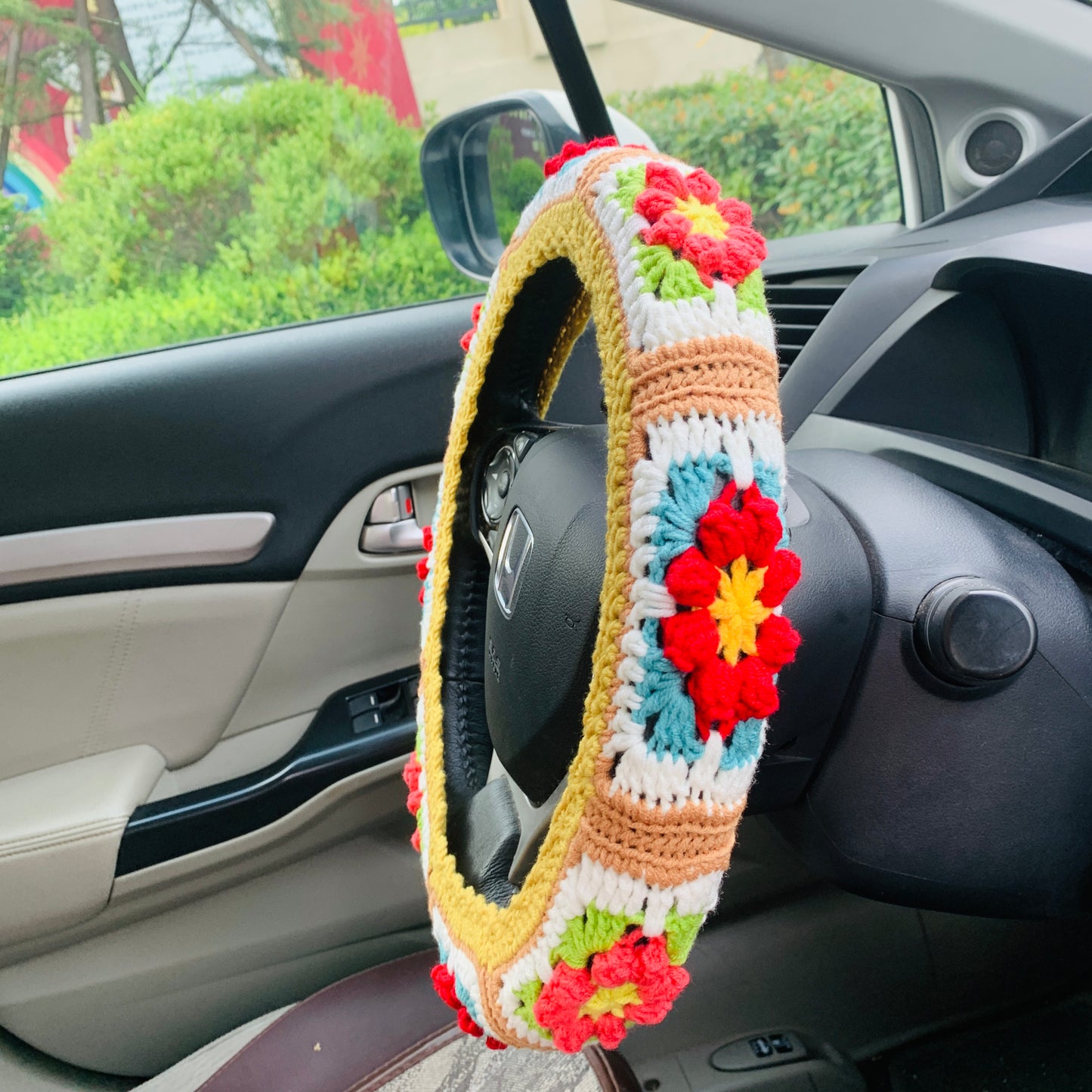 Handmade crochet Steering Wheel Cover for women, cute kawaii daisy flower seat belt Cover, Car interior Accessories decorations