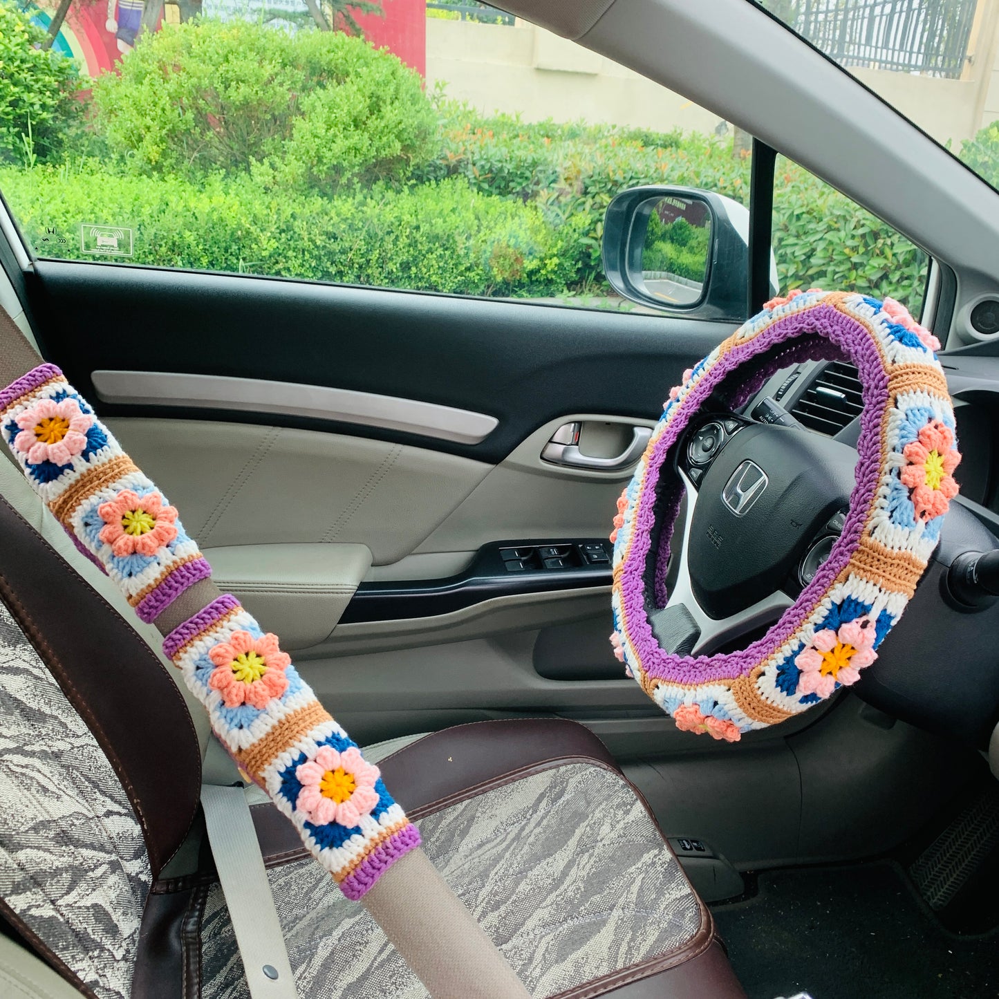 Steering Wheel Cover for women, Crochet Purple Puff flower seat belt Cover, Car Accessories decorations