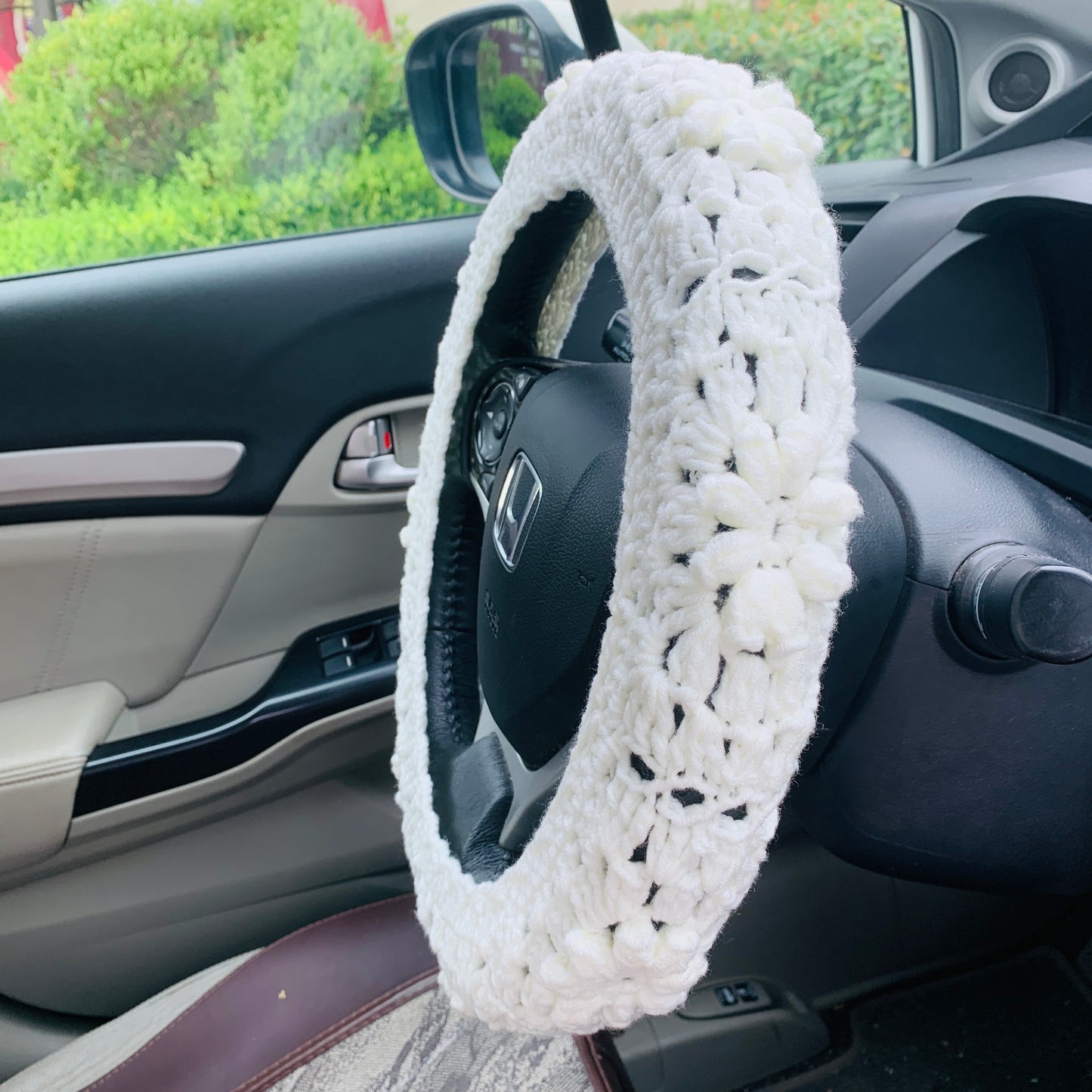 Handmade Steering Wheel Cover for women, crochet cute daisy flower seat belt Cover, Car interior Accessories decorations