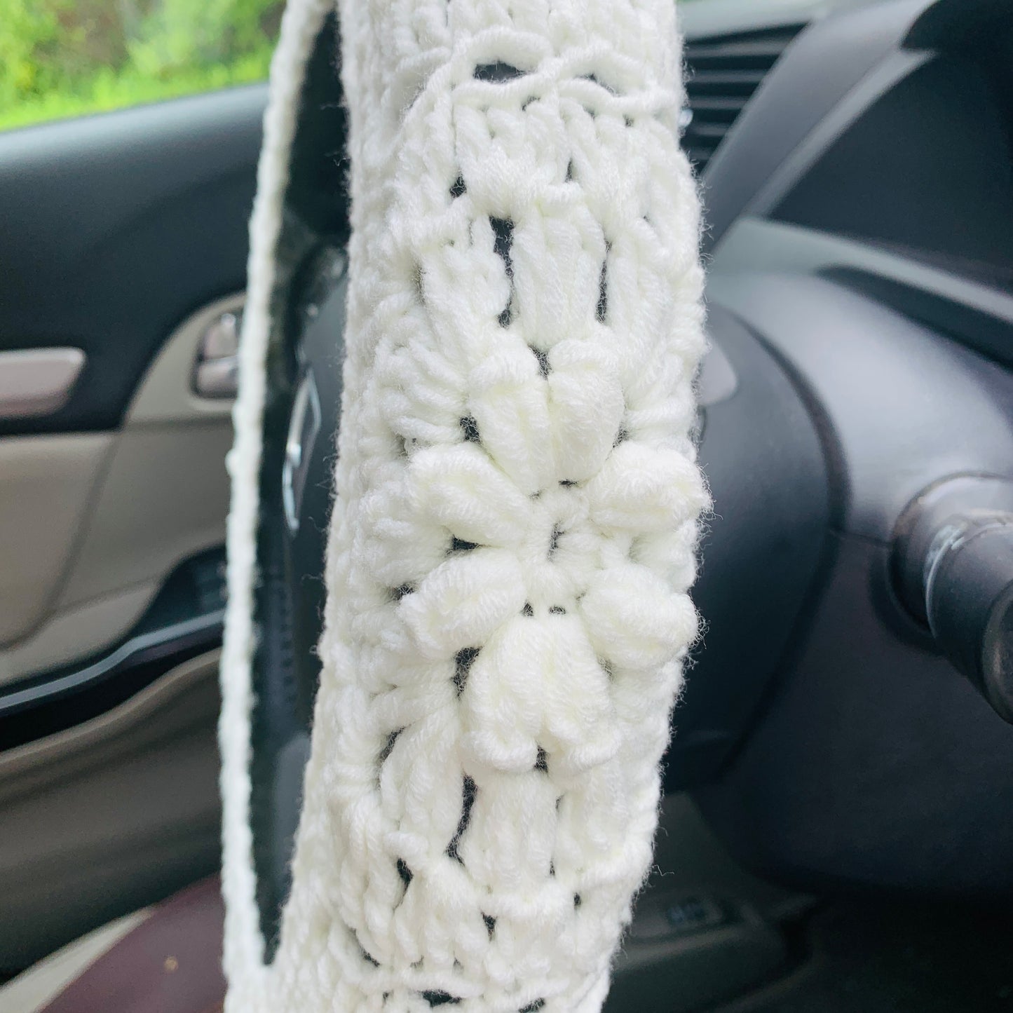 Handmade Steering Wheel Cover for women, crochet cute daisy flower seat belt Cover, Car interior Accessories decorations