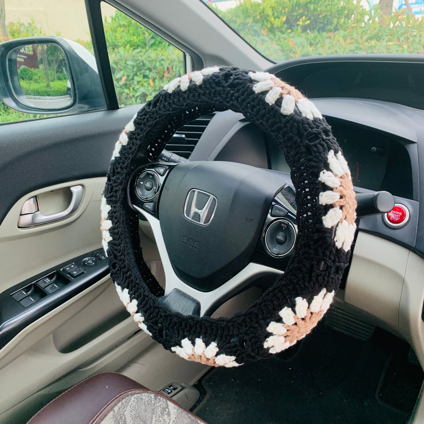 Crochet Steering Wheel Cover for women, handmade cute daisy flower seat belt Cover, Car interior Accessories decorations