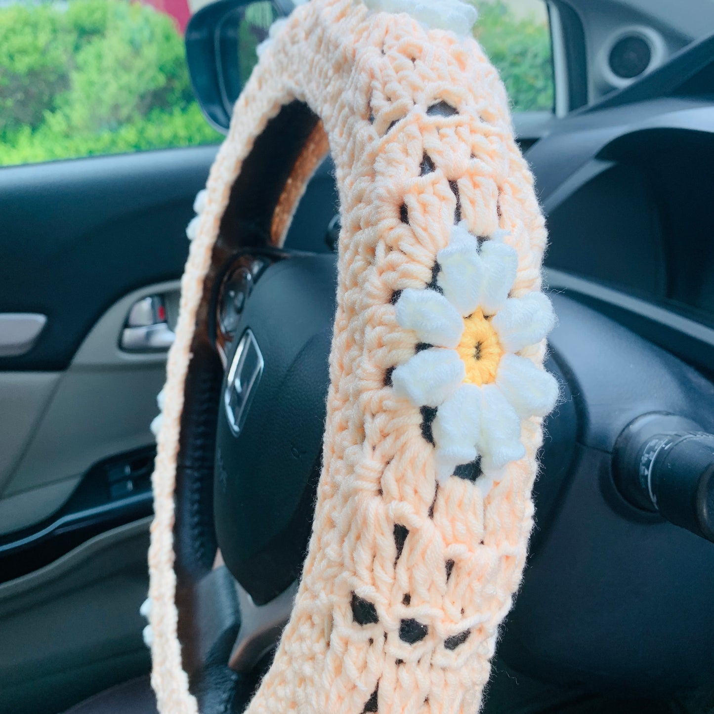 Steering Wheel Cover for women, Crochet cute daisy flower seat belt Cover, Handmade kawaii Car interior Accessories decorations