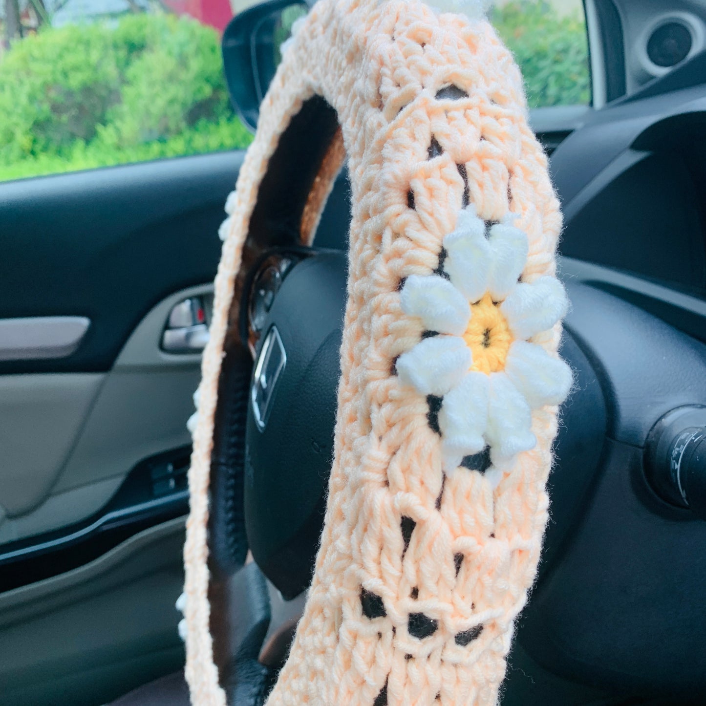 Steering Wheel Cover for women, Crochet cute daisy flower seat belt Cover, Handmade kawaii Car interior Accessories decorations