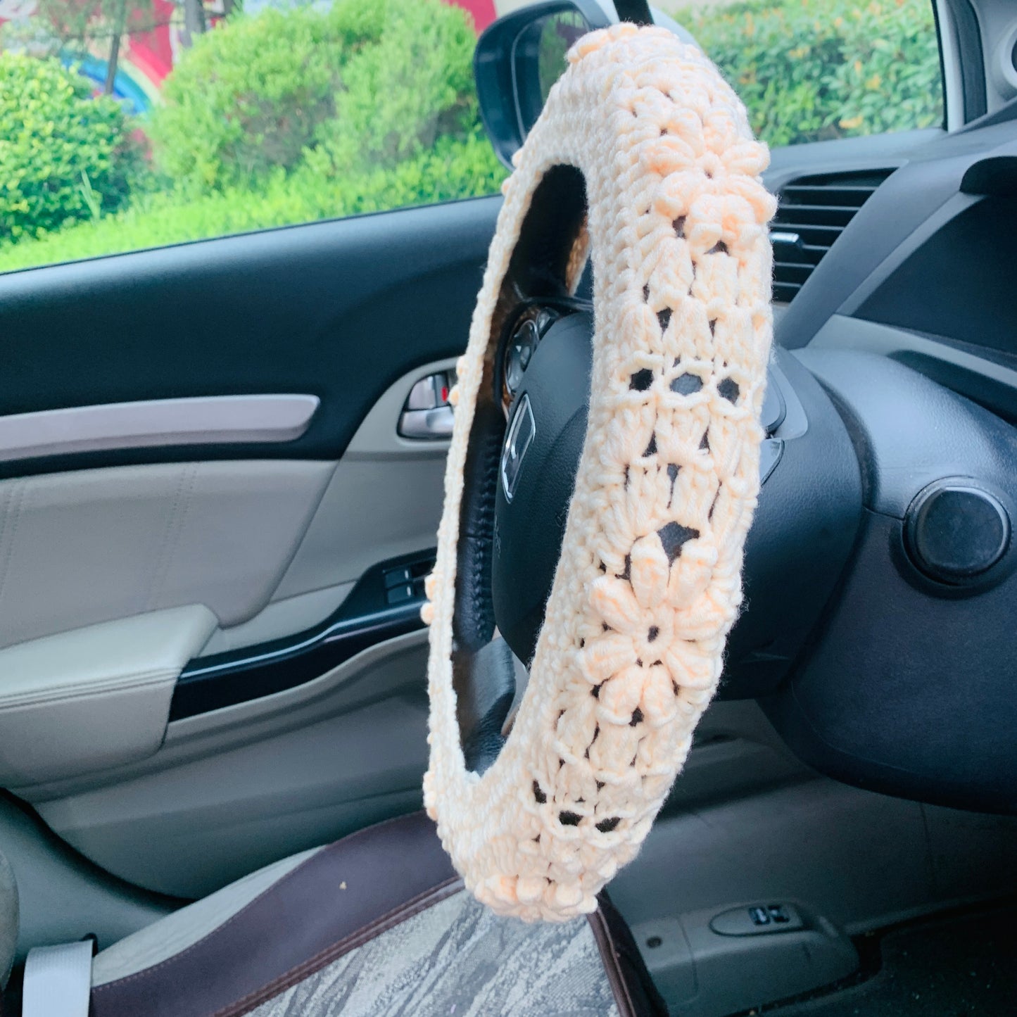 Handmade Steering Wheel Cover for women, cute daisy flower seat belt Cover, Crochet kawaii Car interior Accessories decorations