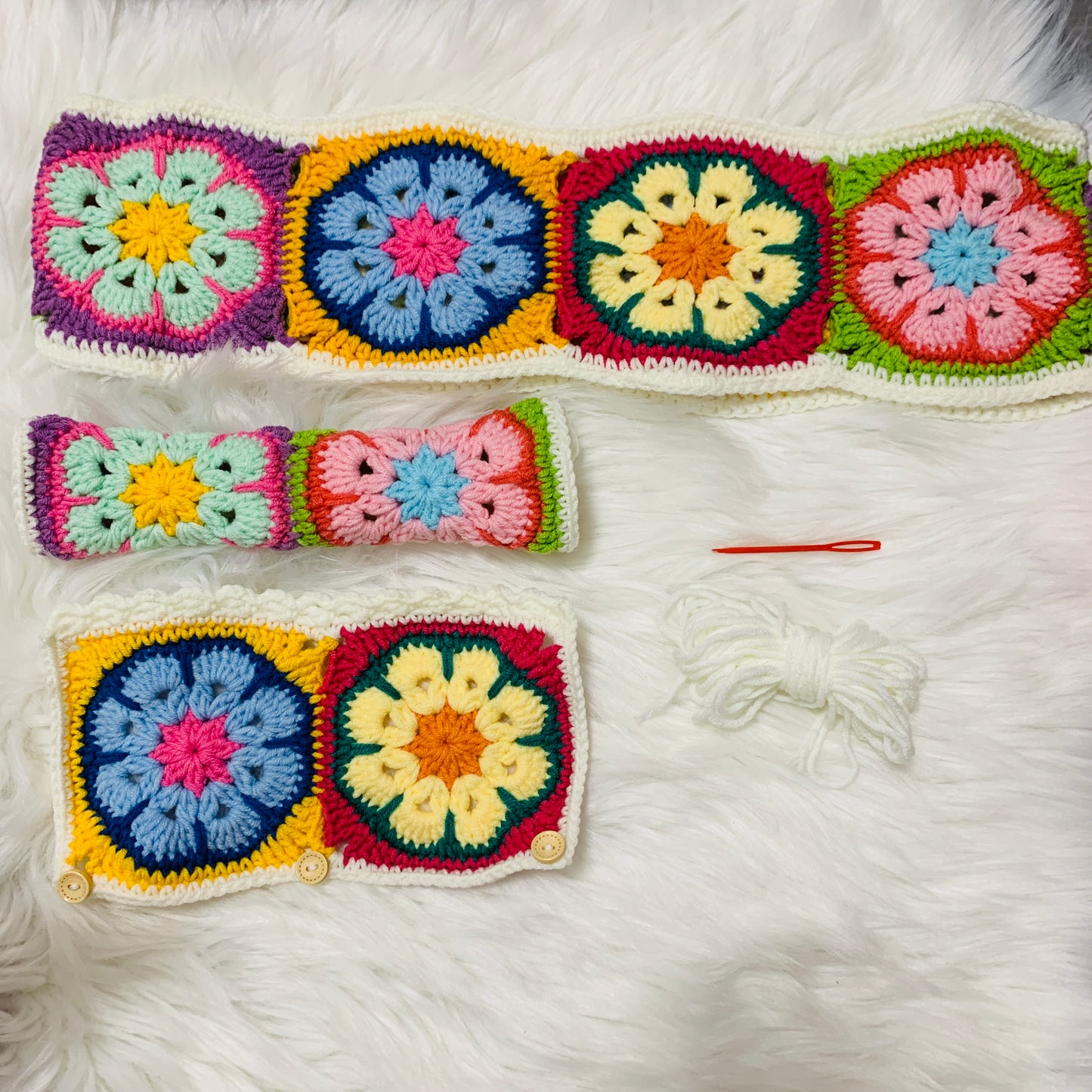 Handmade crochet Steering Wheel Cover for women, cute daisy colorful flower seat belt Cover, Car interior Accessories decorations