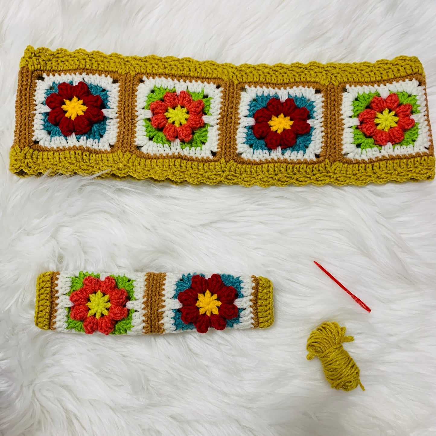 Handmade crochet Steering Wheel Cover for women, cute kawaii daisy flower seat belt Cover, Car interior Accessories decorations