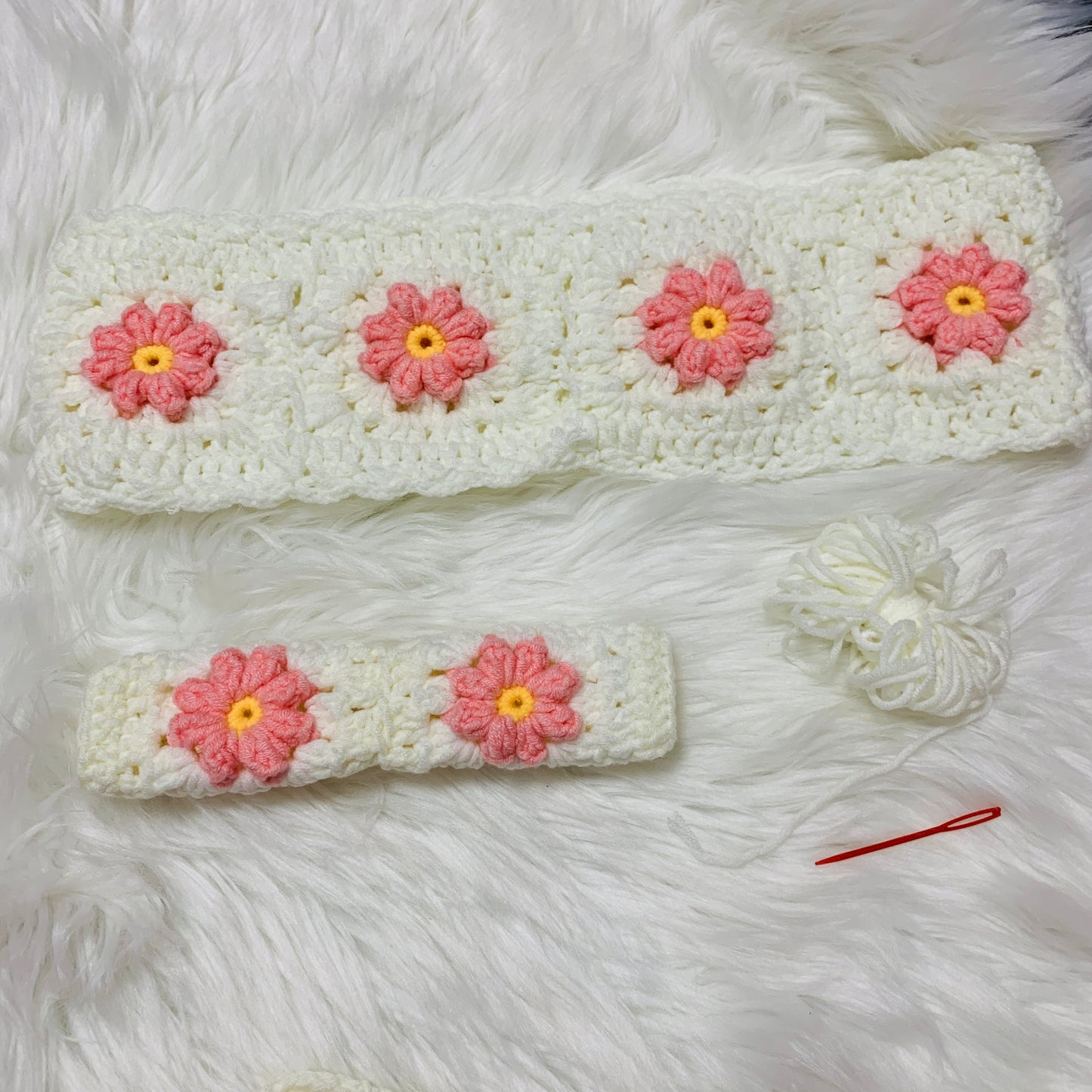 Handmade crochet Steering Wheel Cover for women, cute daisy flower seat belt Cover, Car interior Accessories decorations gift