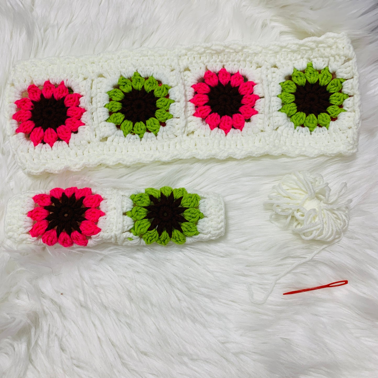 Handmade crochet Steering Wheel Cover for women, cute daisy flower seat belt Cover, Car interior Accessories decorations for new car