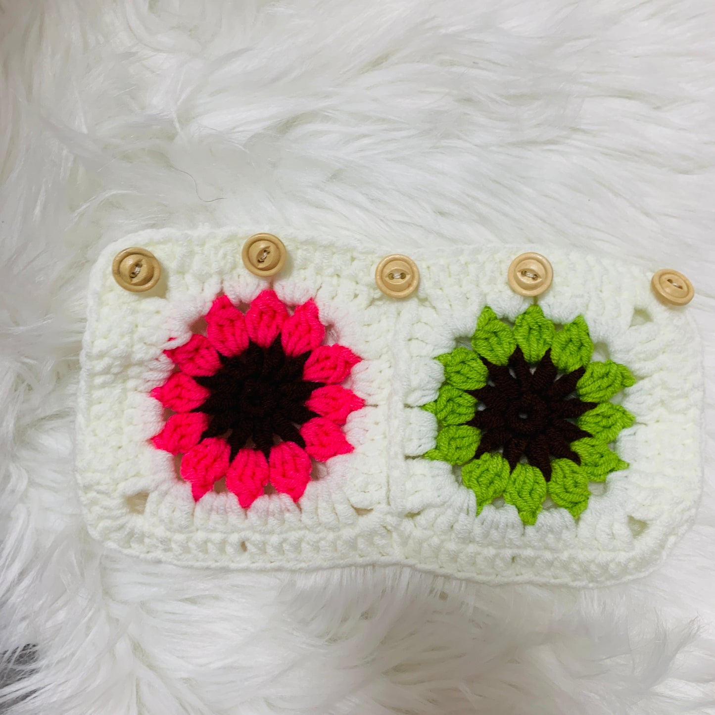 Handmade crochet Steering Wheel Cover for women, cute daisy flower seat belt Cover, Car interior Accessories decorations for new car