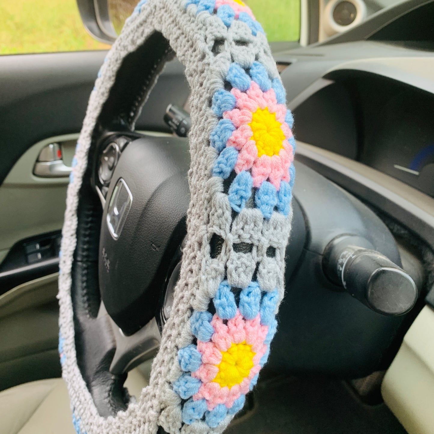 Crochet Steer Wheel Cover for women, kawaii flower seat belt Cover, Car Accessories decorations