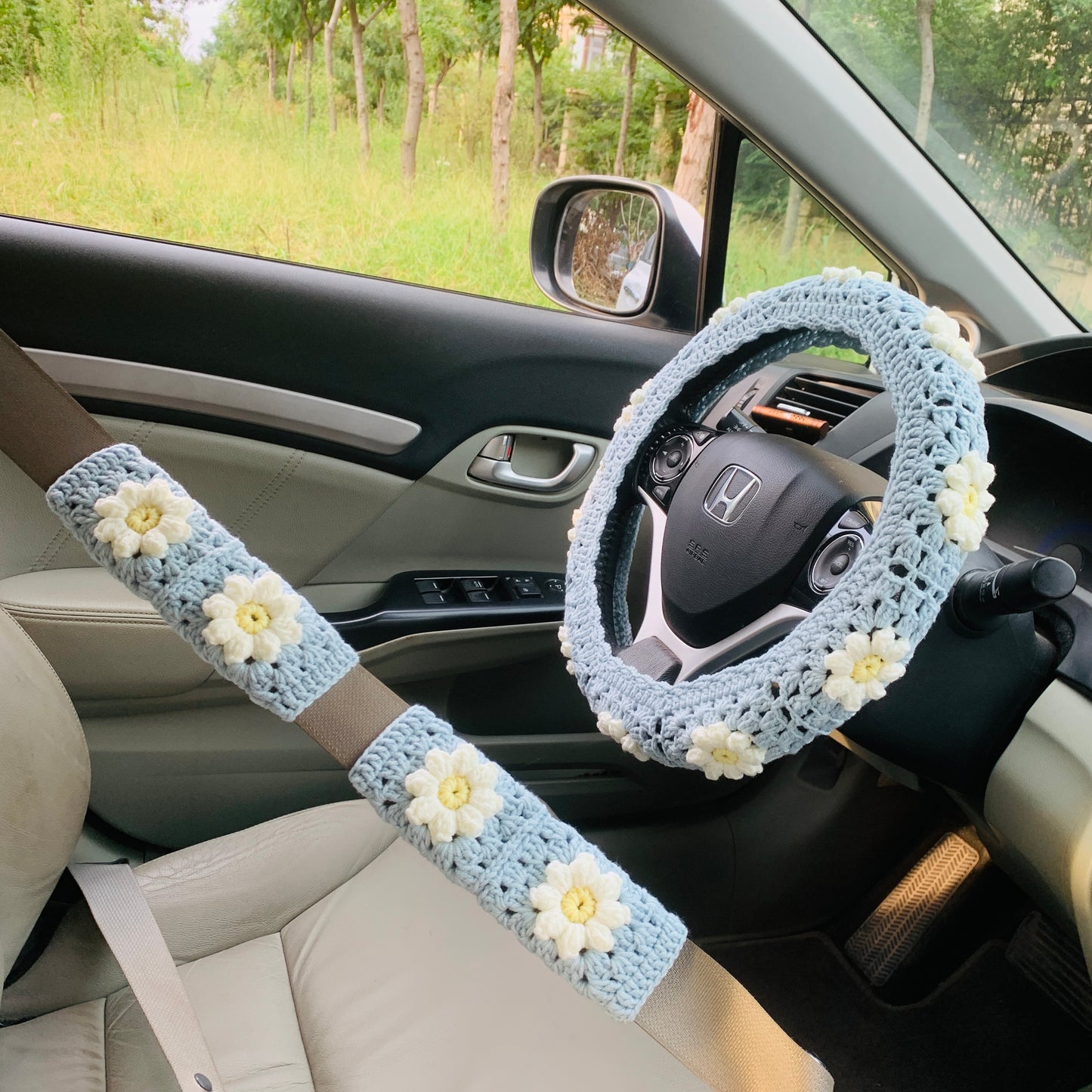 Steering Wheel Cover for women, Crochet daisy flower seat belt Cover, Car Accessories decorations