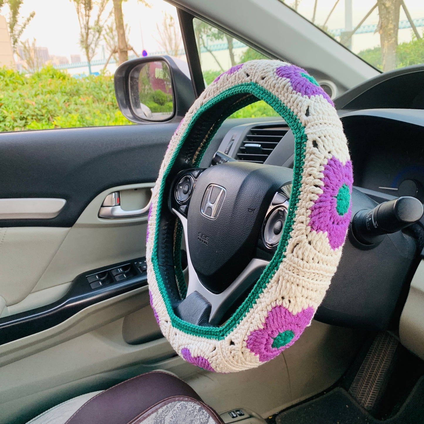 Handmade crochet Steering Wheel Cover for women, cute daisy flower seat belt Cover, kawaii Car interior Accessories decorations