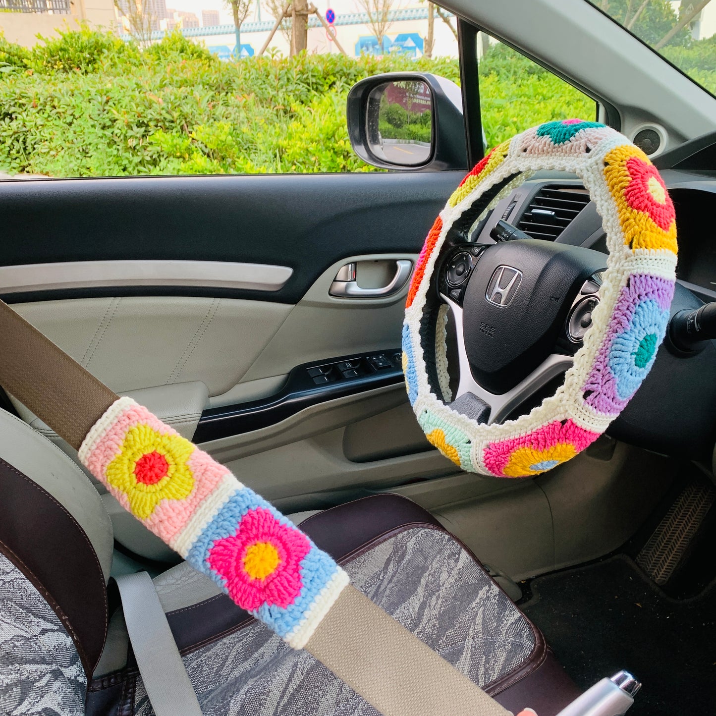 Handmade crochet Steering Wheel Cover for women, cute colorful flower seat belt Cover, Car interior Accessories decorations