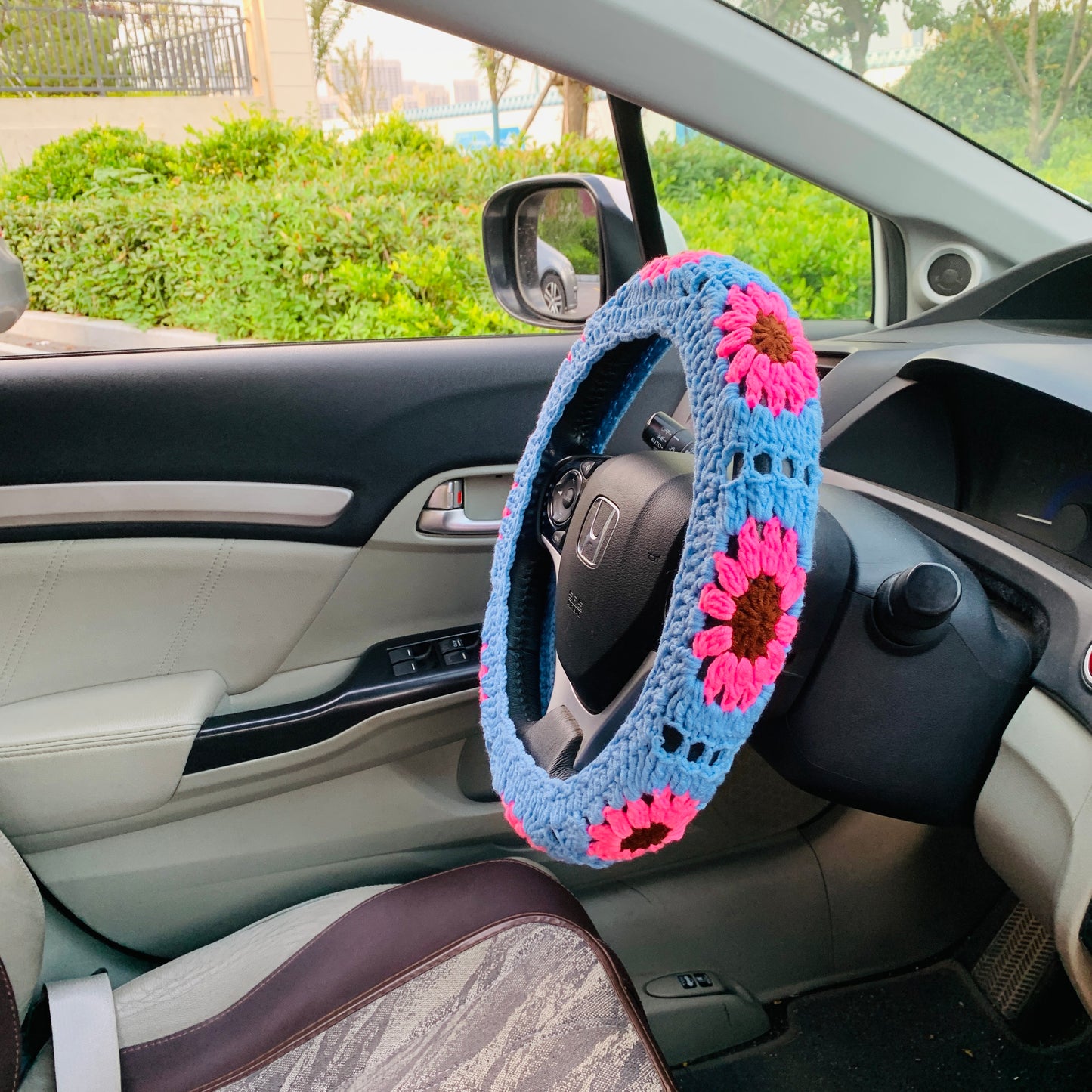 Steering Wheel Cover for women, Crochet cute daisy flower seat belt Cover, Car interior Accessories decorations