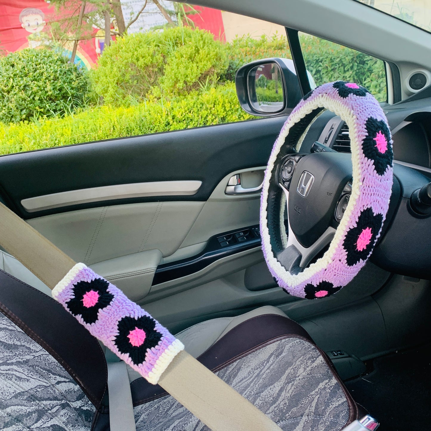 Handmade crochet Steering Wheel Cover for women, cute flower seat belt Cover, Car interior Accessories decorations car gift