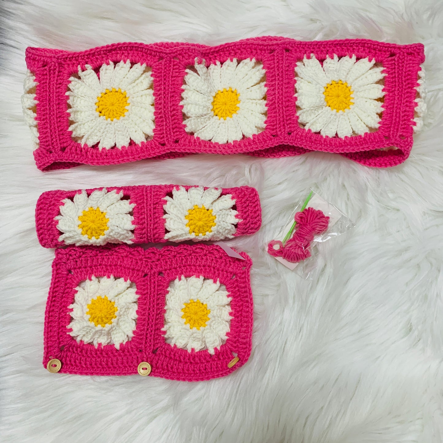 Steering Wheel Cover for women, Crochet Pink Daisy flower seat belt Cover, Car Accessories decorations