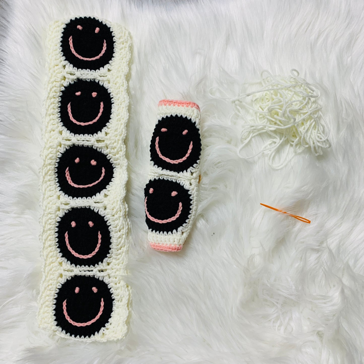 Steering Wheel Cover for women, Crochet White Black Smiley face seat belt Cover, Car Accessories decorations