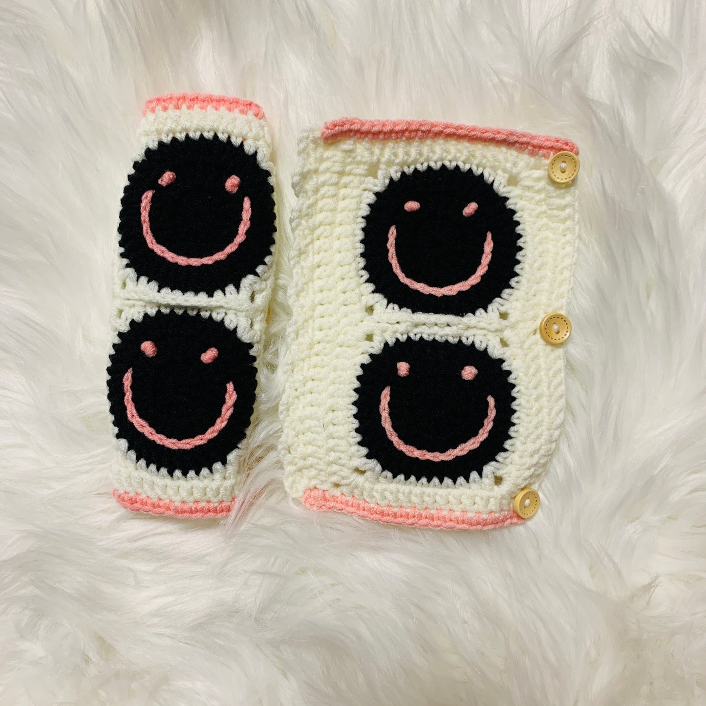 Steering Wheel Cover for women, Crochet White Black Smiley face seat belt Cover, Car Accessories decorations