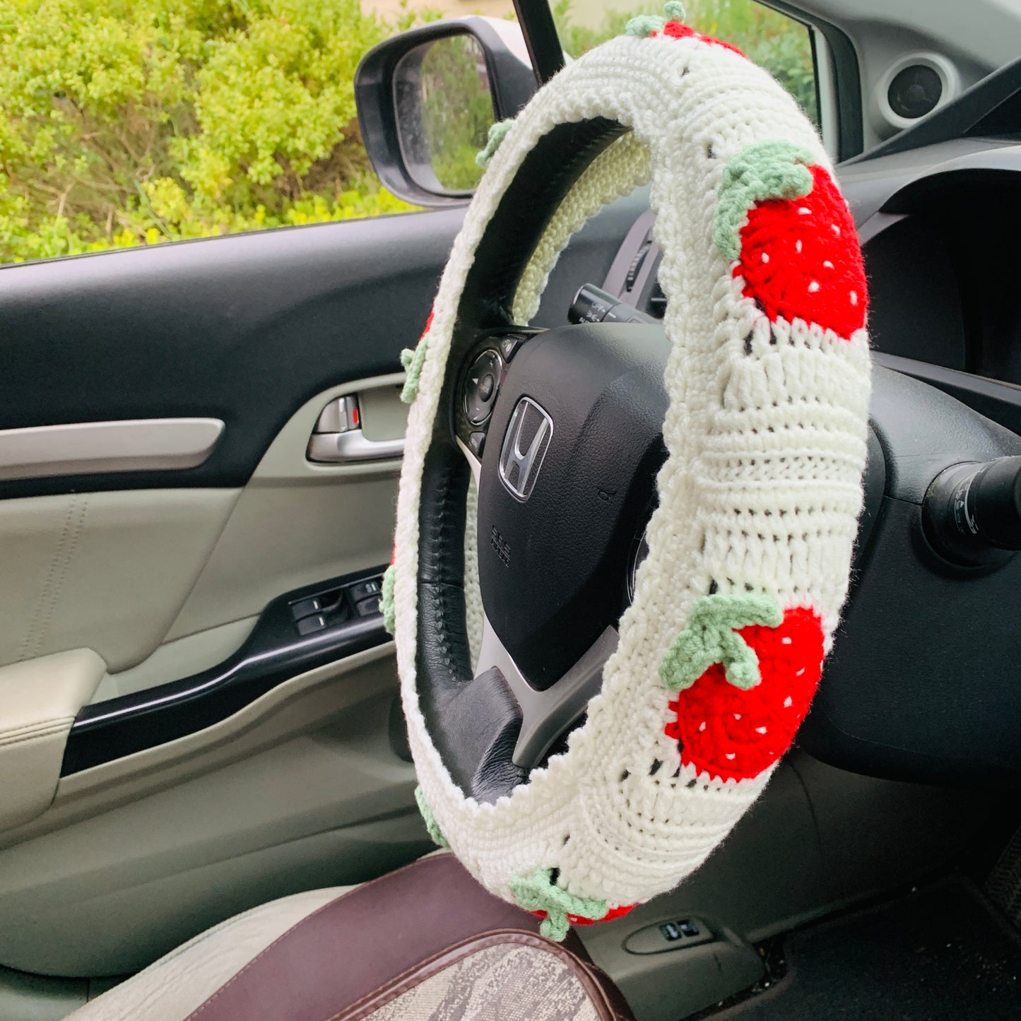 Steering Wheel Cover for women, Crochet cute Strawberry flower seat belt Cover, Car Accessories decorations