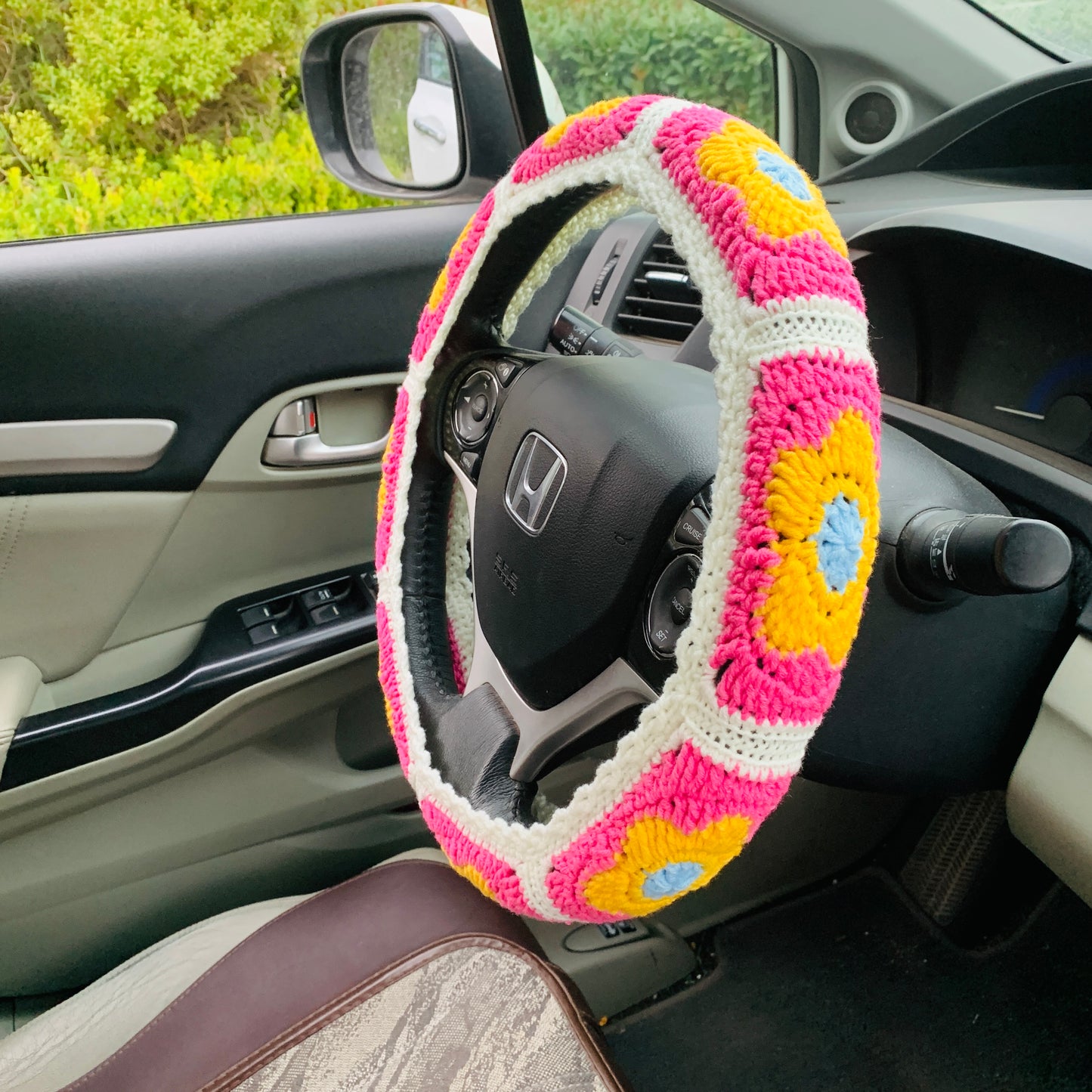 Steering Wheel Cover for women, Crochet Pink flower seat belt Cover, Car Accessories decorations