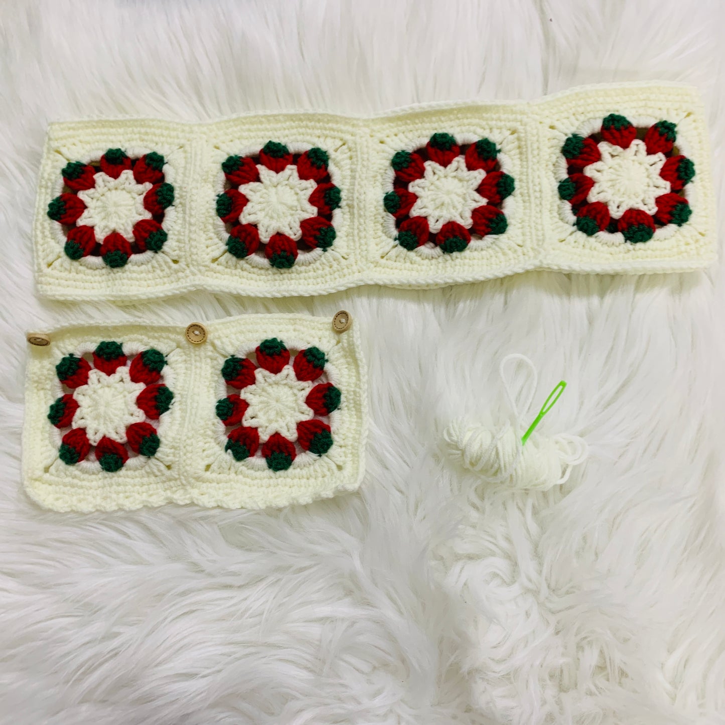 Steering Wheel Cover for women, Crochet Small Strawberry flower seat belt Cover, Car Accessories decorations