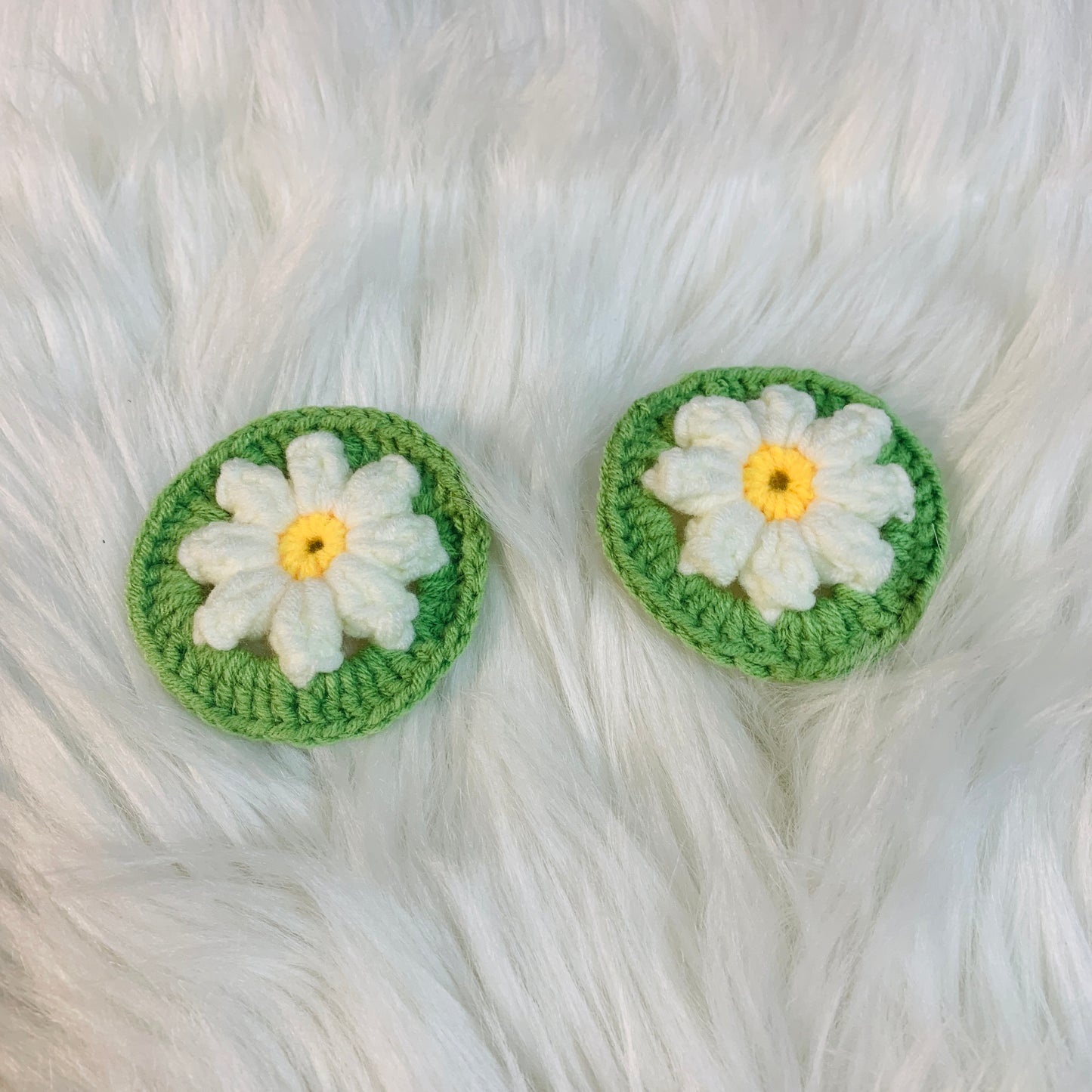 Handmade crochet Steering Wheel Cover for women, cute daisy flower seat belt Cover, Car interior Accessories decorations