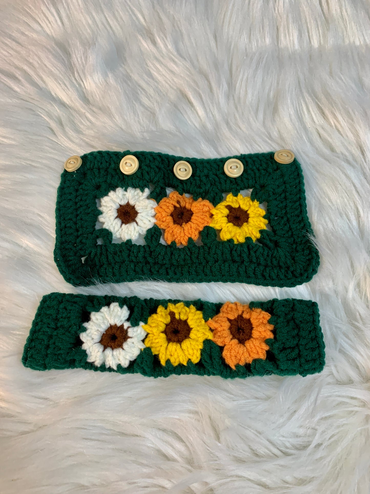 Handmade crochet Steering Wheel Cover for women, cute daisy flower seat belt Cover, Car interior Accessories decorations