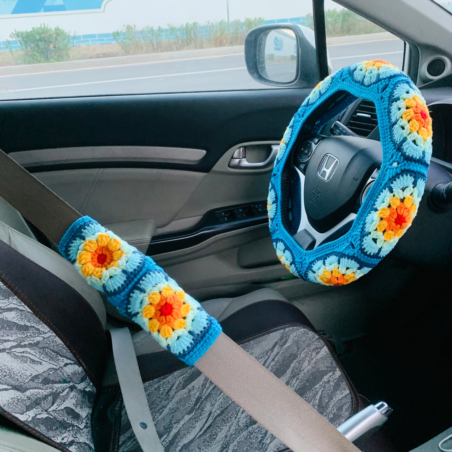 Steering Wheel Cover for women, handmade Crochet Galsang flower seat belt Cover, Car Accessories decorations