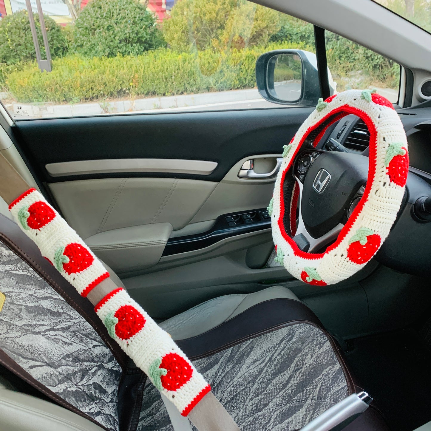 Steering Wheel Cover for women, handmade Crochet cute strawberry flower seat belt Cover, Car Accessories decorations car Interior decor