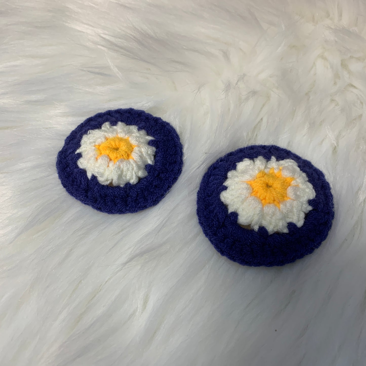 Steering Wheel Cover for women, Crochet Blue Daisy flower seat belt Cover, Car Accessories decorations