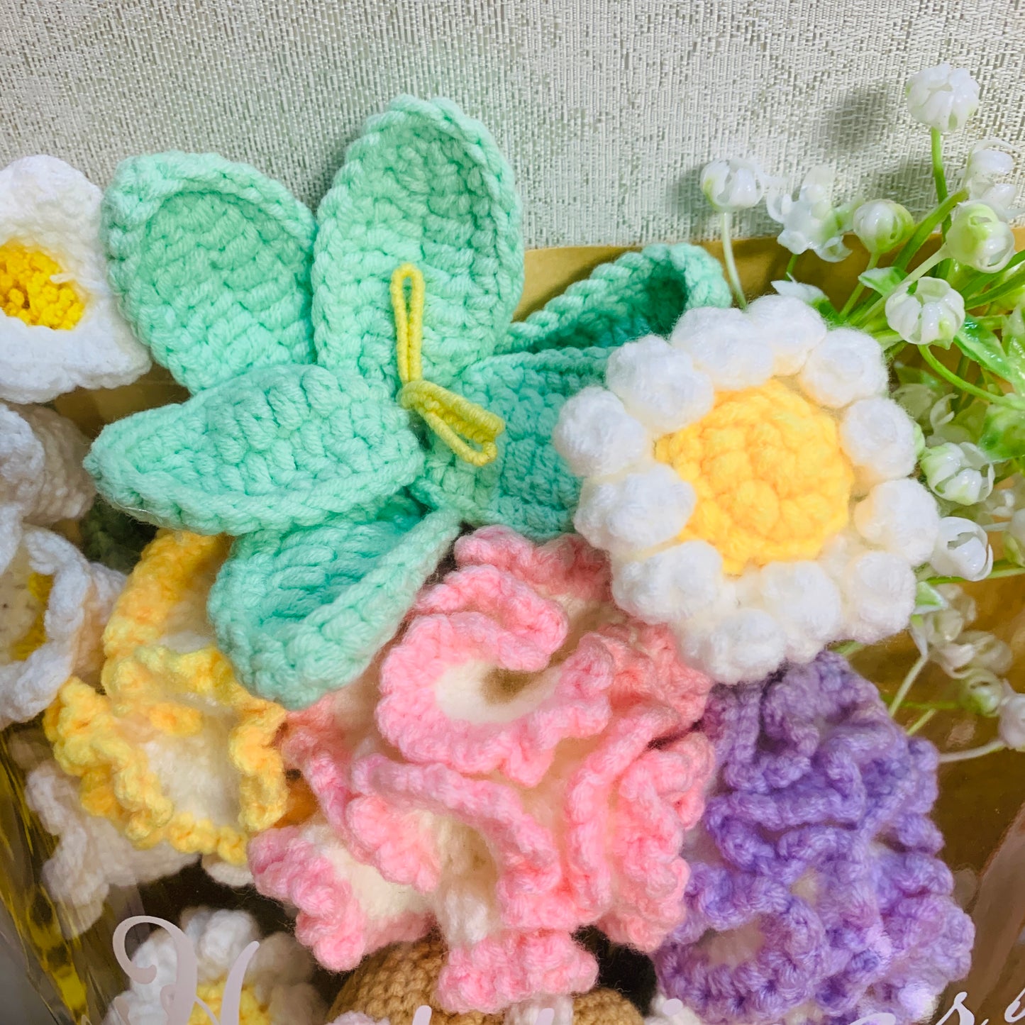 Crochet flowers animals cattle bestial tulip Daisy Carnation ornaments cute A bunch of flower Anniversary bouquet Gift for her