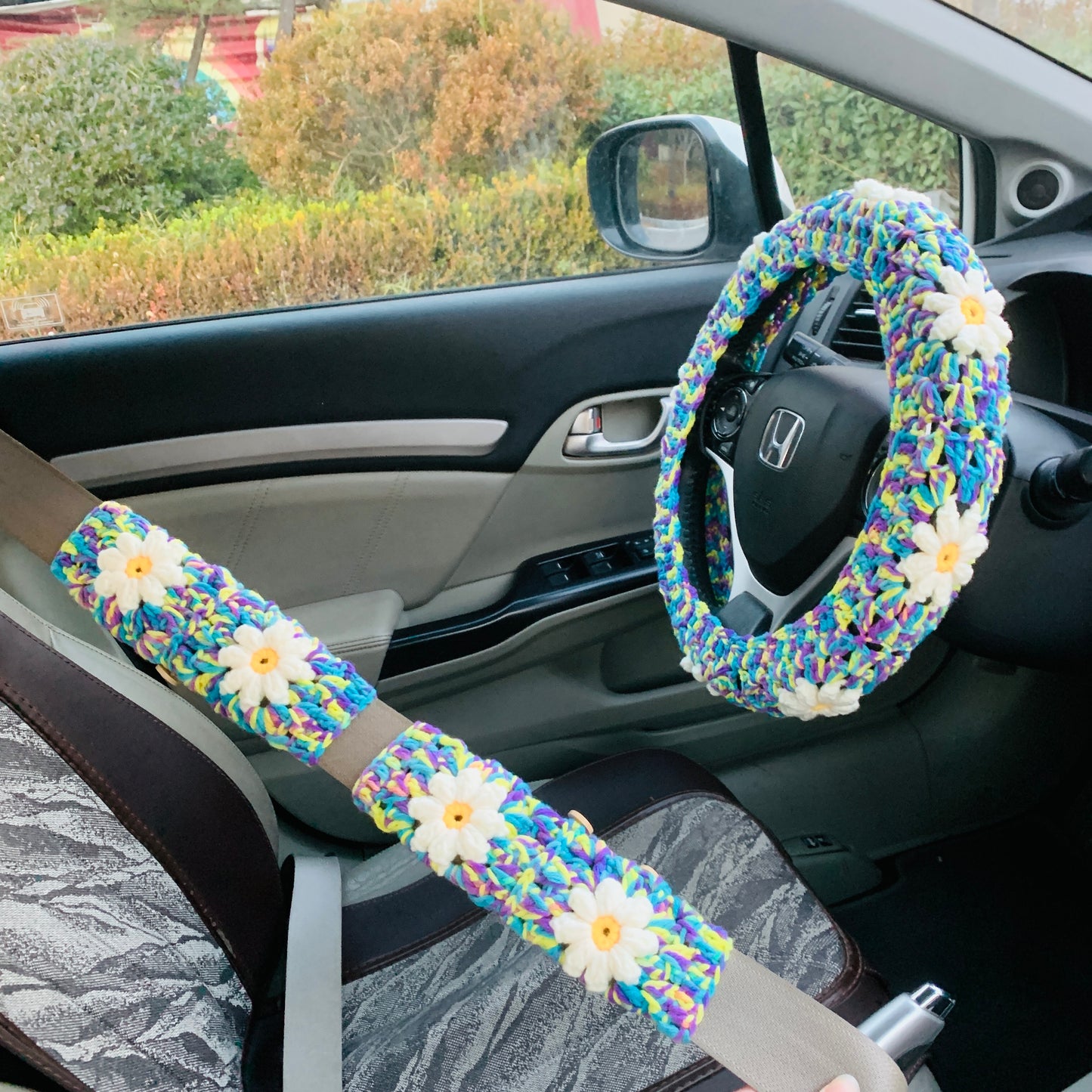 Steering Wheel Cover for women, Crochet cute daisy flower seat belt Cover, Car Accessories decorations