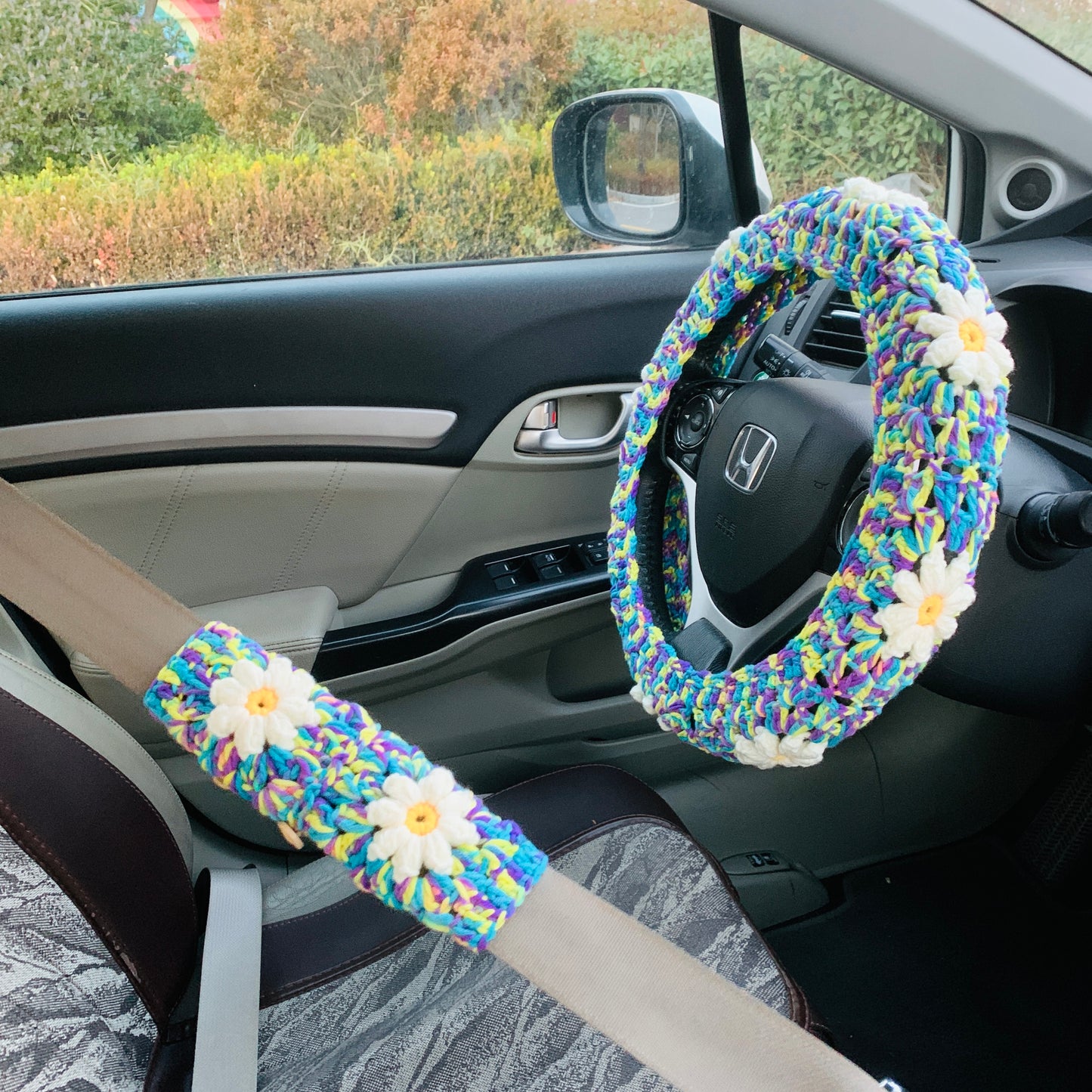 Steering Wheel Cover for women, Crochet cute daisy flower seat belt Cover, Car Accessories decorations