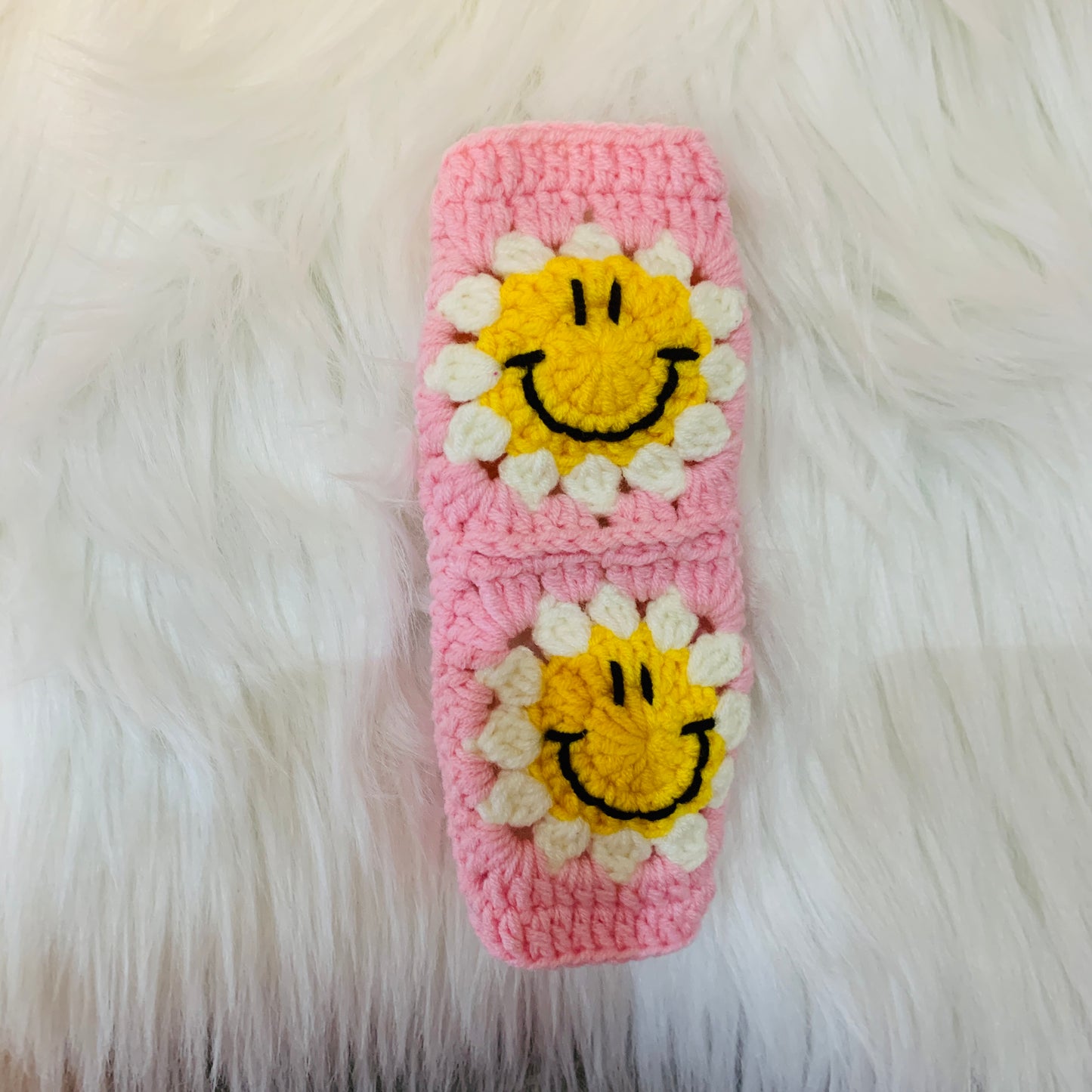 Steering Wheel Cover for women, Crochet cute Smiley face flower seat belt Cover, Car Accessories decorations