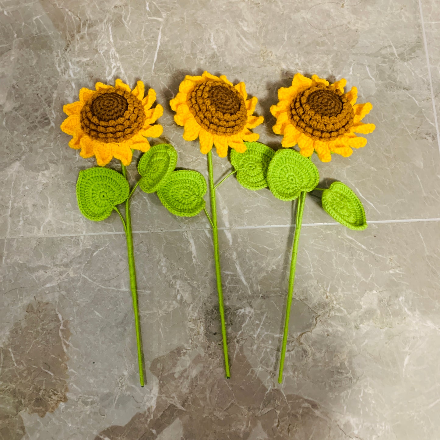 Crochet Sunflower a bunch of flowers for girlfriends/mothers/lovers/friends artifact handicraft housewarming gift