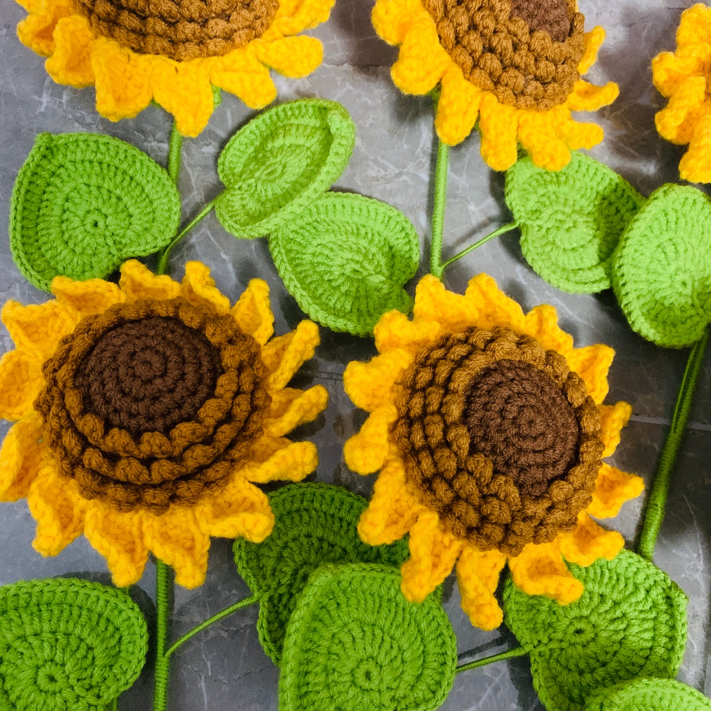 Crochet Sunflower a bunch of flowers for girlfriends/mothers/lovers/friends artifact handicraft housewarming gift