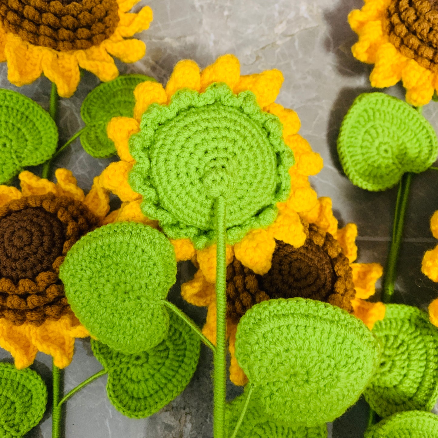 Crochet Sunflower a bunch of flowers for girlfriends/mothers/lovers/friends artifact handicraft housewarming gift