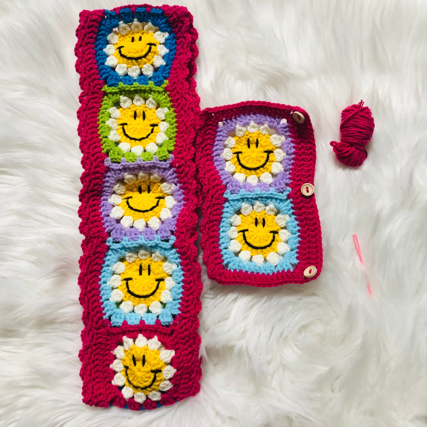 Steering Wheel Cover for women, Crochet Colorful smiley face flower seat belt Cover, Car Accessories decorations