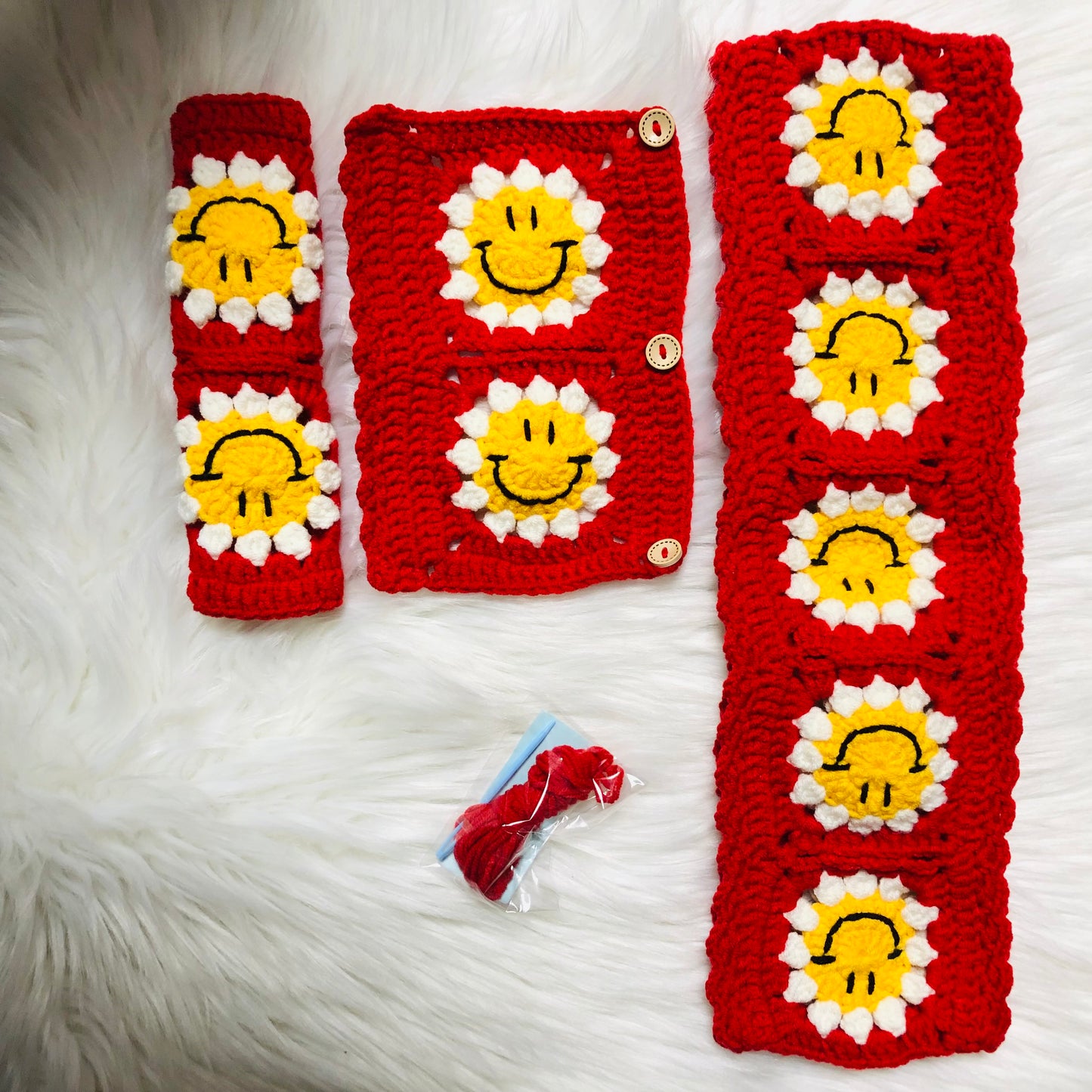 Handmade crochet cute red smiley face Steering Wheel Cover for women,daisy flower seat belt Cover, Car interior Accessories decorations gift