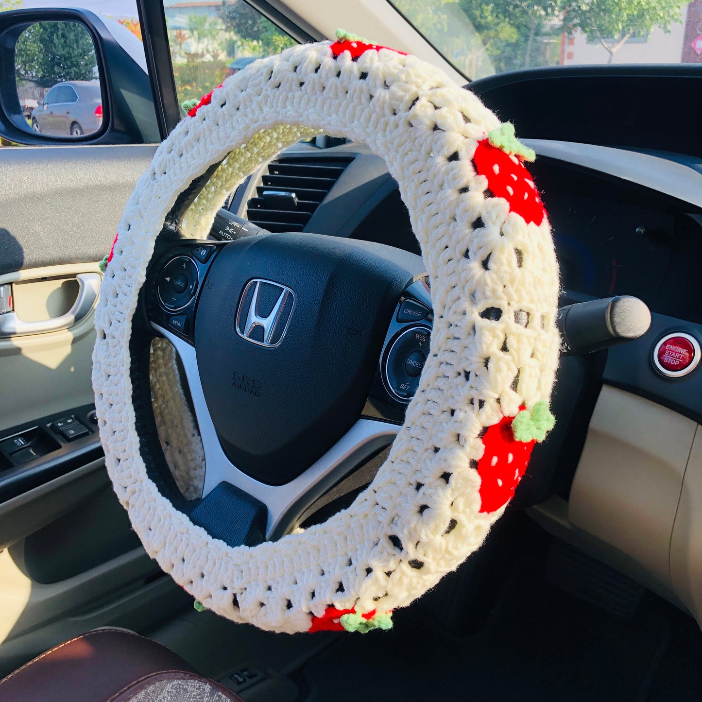 Steering Wheel Cover for women, Crochet cute Fruit Strawberry flower seat belt Cover, Car Accessories decorations