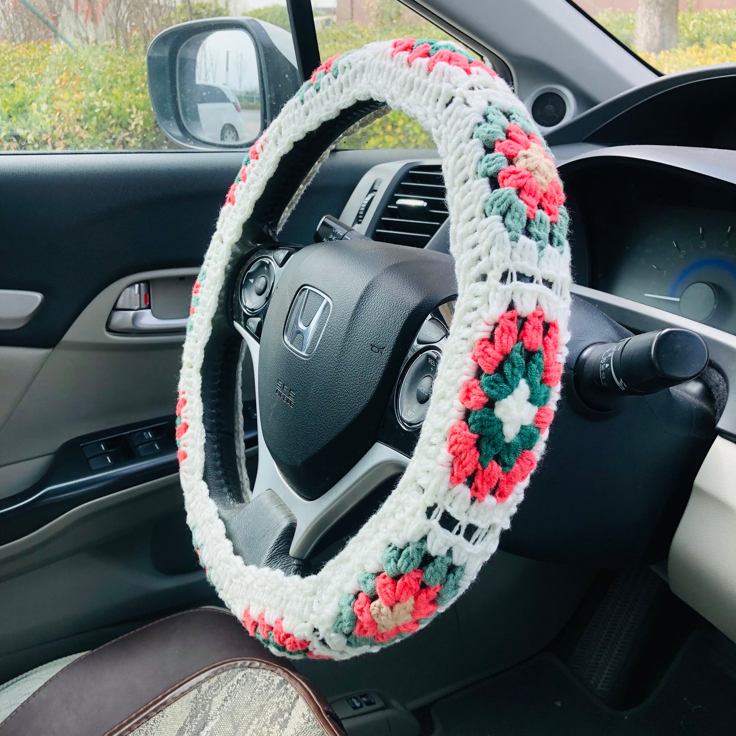 Steering Wheel Cover for women, Crochet flower seat belt Cover, Car Accessories decorations